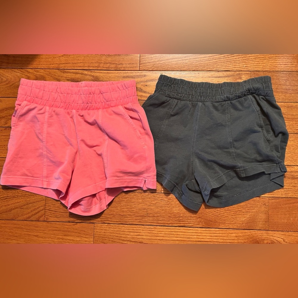 Love Fire Elastic Waist Shorts Bundle Size S/P